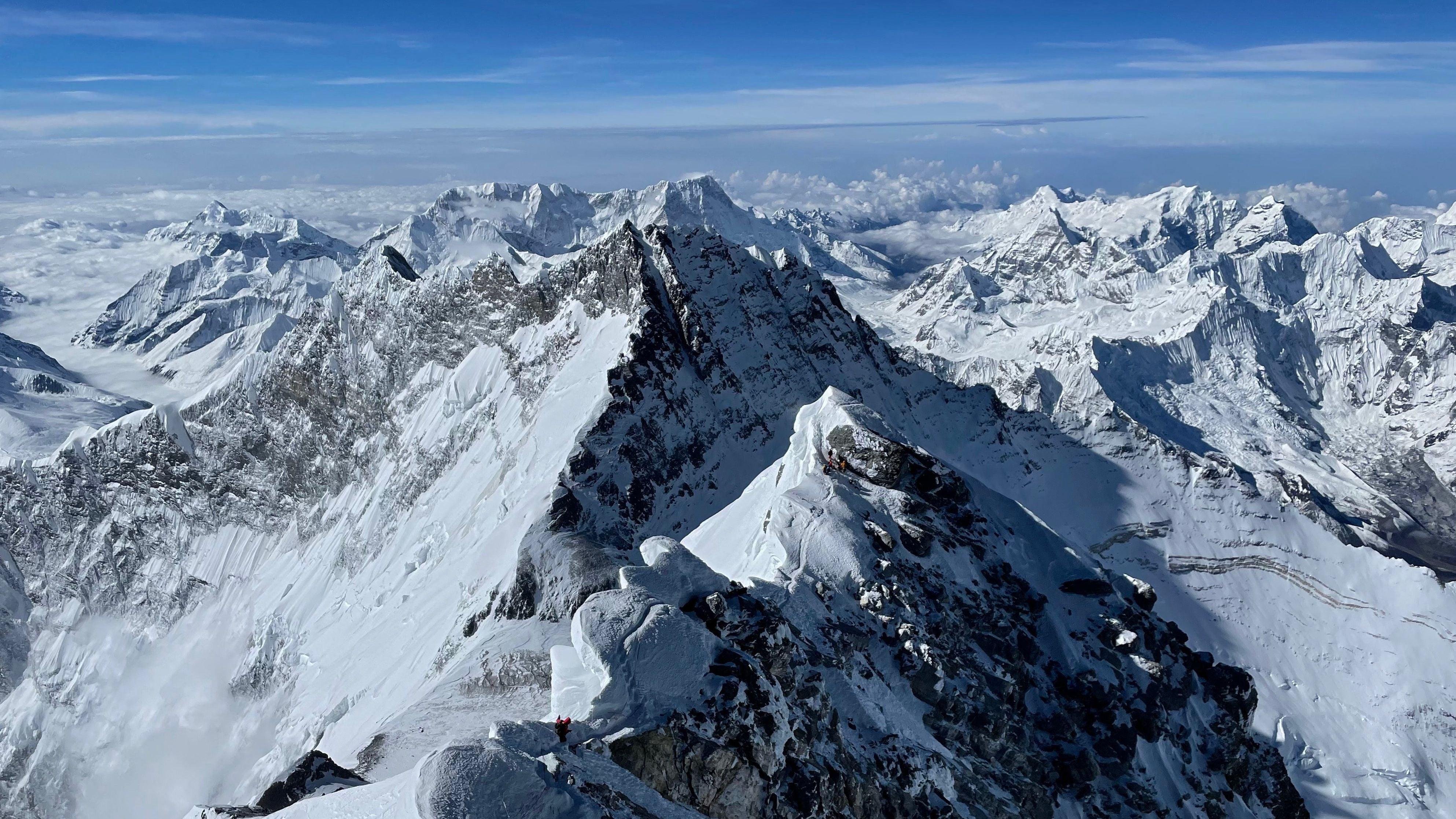 Trekking in Nepal: A Journey Through Himalayan Splendor